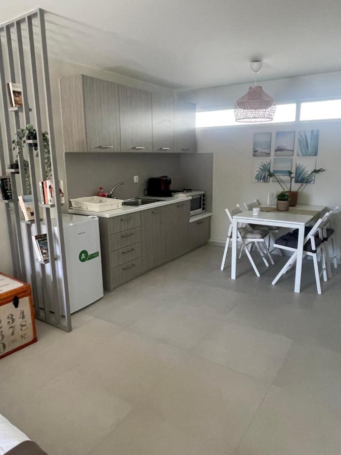 Sophia'S Apartment Saronida Luaran gambar